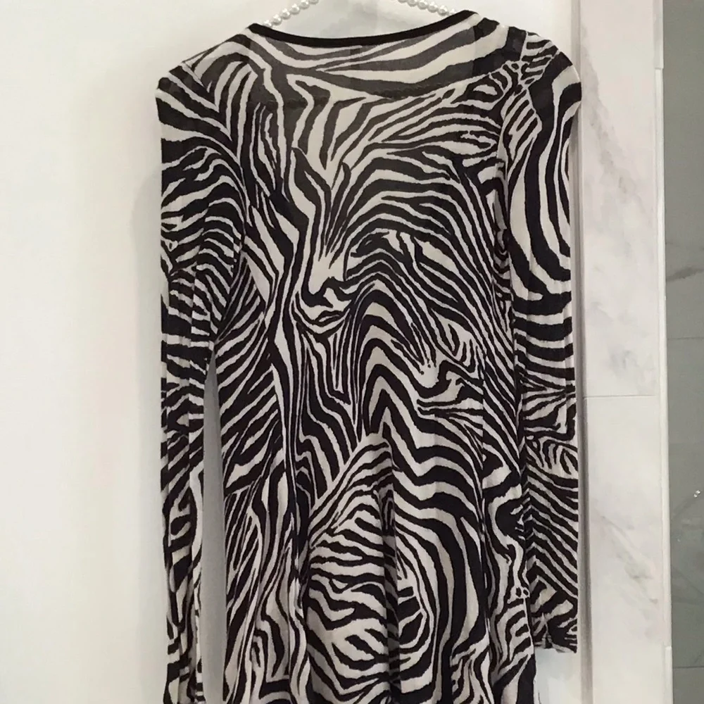 🔴ZEBRA CARDIGAN 🔴🔴 - Picture 5 of 6